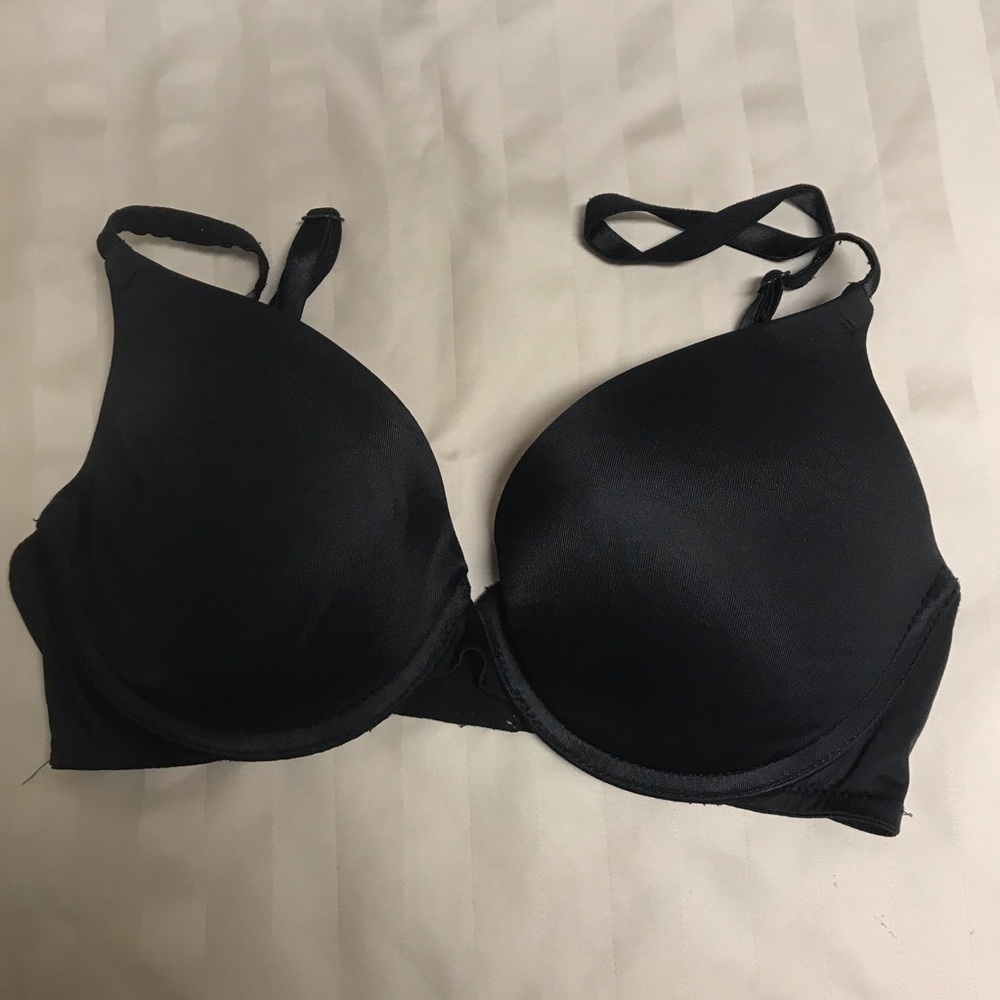 Victoria’s Secret PINK black bra